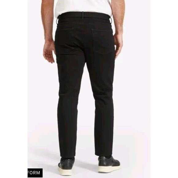 Everlane Size 30x32 The Athletic 4-Way Stretch Organic Jean | Uniform Black NWT - Picture 3 of 13